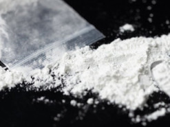 Правоохоронці затримали чоловіка за продаж наркотиків через Telegram та поштомати