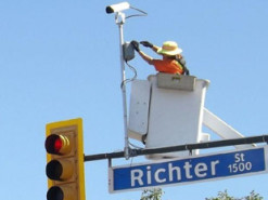 Хакер попытался обмануть дорожные камеры и получил штраф на 12 тысяч долларов