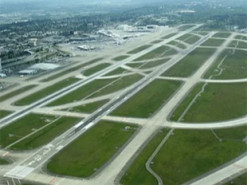 Їхня боротьба. Російські кіберзлочинці зламали базу американського аеропорту і вимагають викуп