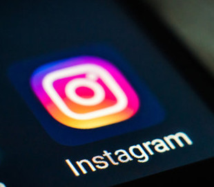 Стало известно, почему Instagram убирает счетчик лайков