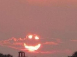 На чувство юмора жара не влияет: в Сети появились смешные фотожабы