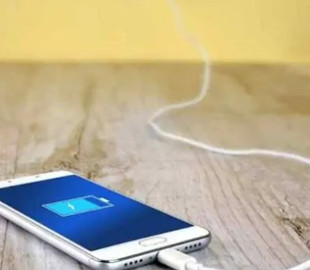 Економимо заряд: які функції смартфона швидше садять батарею Android