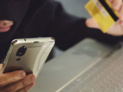 Українець потрапив у шахрайську пастку з купівлею мотоцикла в інтернеті