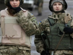 Мобілізація жінок в Україні: які документи треба підготувати для військкомату