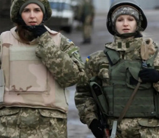 Мобілізація жінок в Україні: які документи треба підготувати для військкомату