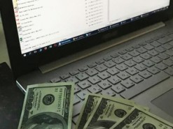 Мужчина через интернет продавал данные ГФС