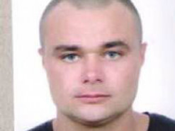 Грабував склади, щоб догодити окупантам – у Харкові пов'язали пособника РФ