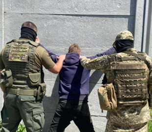У Словʼянську затримали чоловіка за передачу інформації окупантам