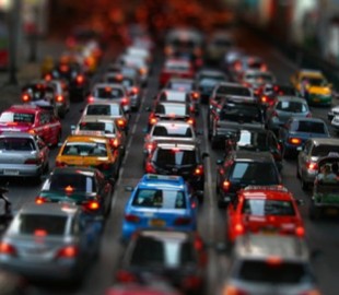 Искусственный интеллект поможет оптимизировать трафик и сэкономить топливо