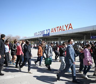 Скільки українських біженців перебувають у Туреччині: посол України назвав цифру