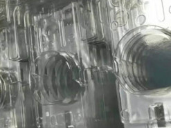 Муляжі iPhone 16 вперше показали на фото