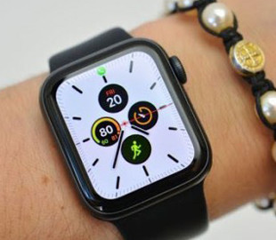 Apple Watch оснастят функцией бесконтактного управления