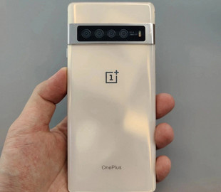 Опубликовано фото необычного прототипа OnePlus 7