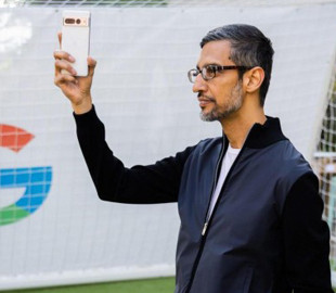 Глава Google використовує понад 20 смартфонів