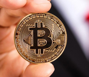 Трейдер оценил шансы биткоина на возврат выше $9000