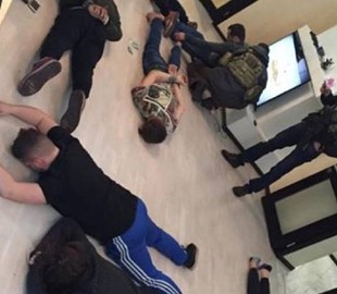 Силовики накрыли масштабную ОПГ по продаже наркотиков за криптовалюту