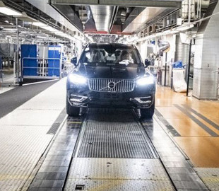 Заводам Volvo не хватает комплектующих: продажи в январе резко упали