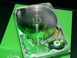 Seagate выпустит жёсткий диск с 10 пластинами