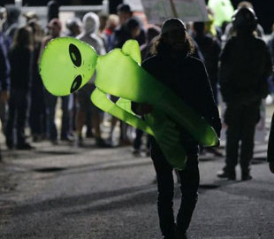 Спасти инопланетян от властей США: как земляне штурмовали «Зону 51»