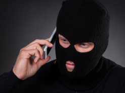 Телефонный разговор с «сотрудником банка» стоил мужчине 15 тысяч гривен