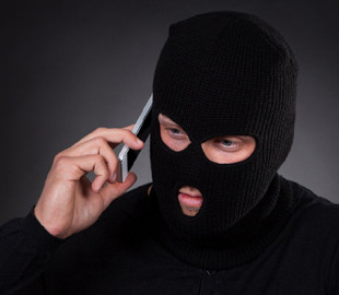 Телефонный разговор с «сотрудником банка» стоил мужчине 15 тысяч гривен