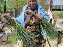 Даша Астаф'єва розчулила кадрами зі своєю бабусею, яка залишилася на Дніпропетровщині: "Моя героїня"