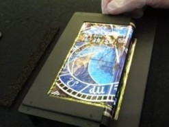 Apple продолжает искать способы сделать гнущийся iPhone или iPad