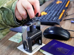 Для выезда в другую область военнообязанным нужно будет разрешение военкомата: готовится проект
