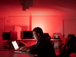 Стартап зі штучним інтелектом Anthropic кидає виклик OpenAI і Google