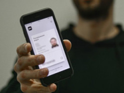 Як контролювати швидкість автомобіля та не отримати "лист щастя" за перевищення