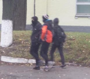 Подростков поймали на продвижении наркотиков: писали адреса веб-сайтов на домах