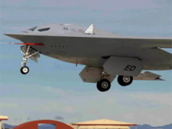 Бомбардувальник B-21 Raider стане "літаком-маткою" для безпілотних винищувачів