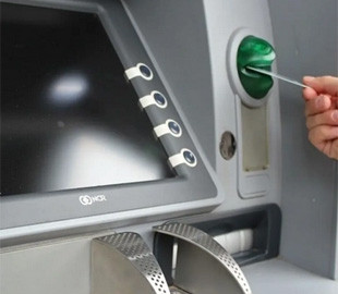 28-річна житомирянка витратила 25 тисяч гривень з картки свекра: поліція відкрила кримінальне провадження