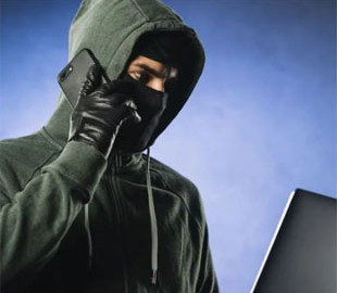 Телефонний обман із голосом «доньки»: шахраї виманили у жінки 40 тисяч гривень