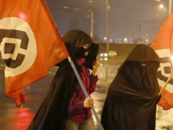 Участники шествия в Петербурге против блокировки Twitter рассказали о своем задержании