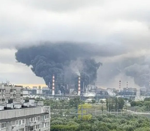 Посольство США в РФ закликало американців ховатися під час атак дронів і не знімати їхні наслідки