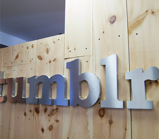 Tumblr удалил более 80 российских аккаунтов за дезинформацию во время выборов в США