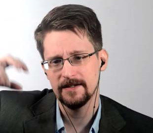 Сноуден не планирует покидать Россию