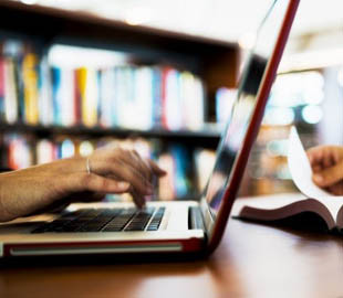 Шмыгаль поручил ускорить создание е-платформы для иностранных студентов