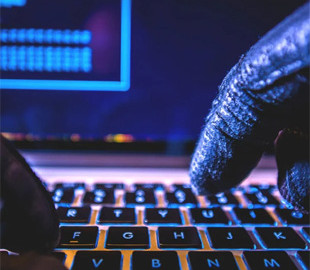 Окупанти заявили про "масштабну кібератаку" на кримські інтернет-ресурси