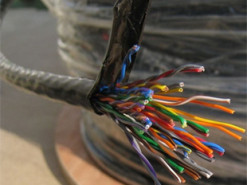 В Одессе поймали изобретательных кабельных воров