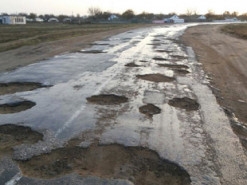 В Украине появится сервис, в котором водители смогут пожаловаться на ямы