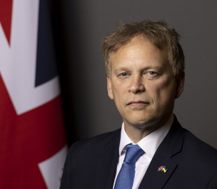 Глава Міноборони Британії: Путіну не вдасться тотально перевести економіку на воєнні рейки