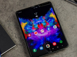 Смартфон Samsung Galaxy Fold получил Android 10