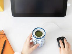 Google создала чашку-клавиатуру