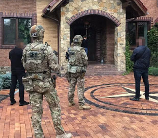 СБУ провела обыски в офисах крупнейшей в Украине финансовой пирамиды