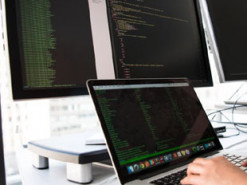 "У нас на русском": відома IT-компанія у Києві потрапила в скандал через мову (фото)