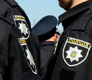 Жінка втратила 52 тис. грн, продаючи одяг в Інтернеті