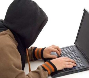 На Черкащині викрили злочинне угруповання інтернет-шахраїв