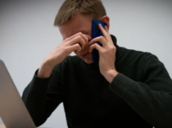 Чоловік обдурював людей, видаючи себе за військового і збираючи гроші на ЗСУ